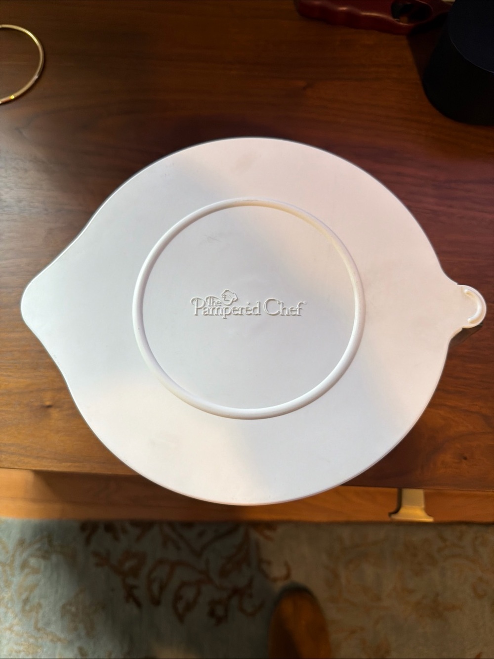 Pampered Chef Clear Glass Mixing Bowl with Measuring Marks 8 cup w lid - Picture 2 of 14